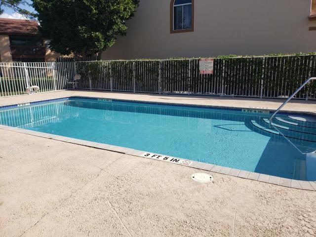 Foto del edificio - 1403 Lakeview Dr W