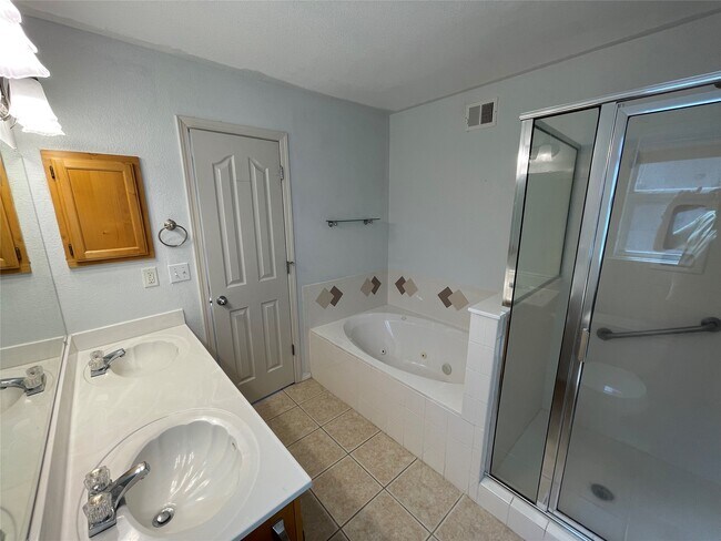 Foto del edificio - 7312 Camino Del Sol Dr