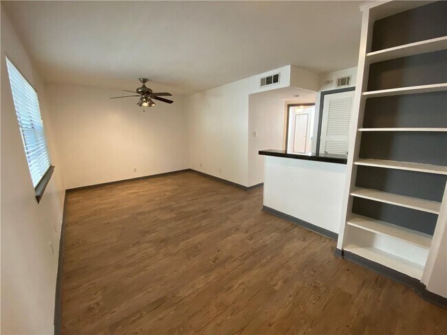 Foto del edificio - 4306 Avenue A
