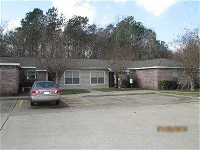 Building Photo - 2800 N Winfree St