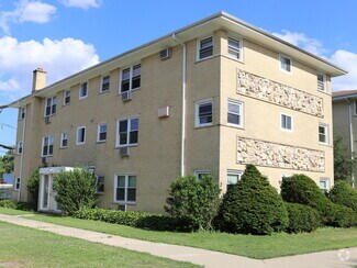 Building Photo - 6555 N Natoma Ave