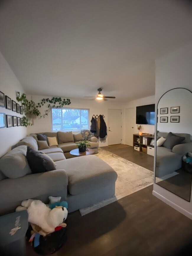 Foto del edificio - Single-Family Home