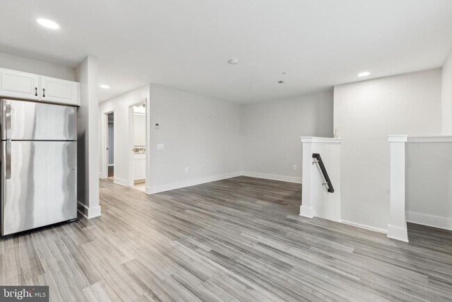 Foto del edificio - 19520 Village Walk Dr