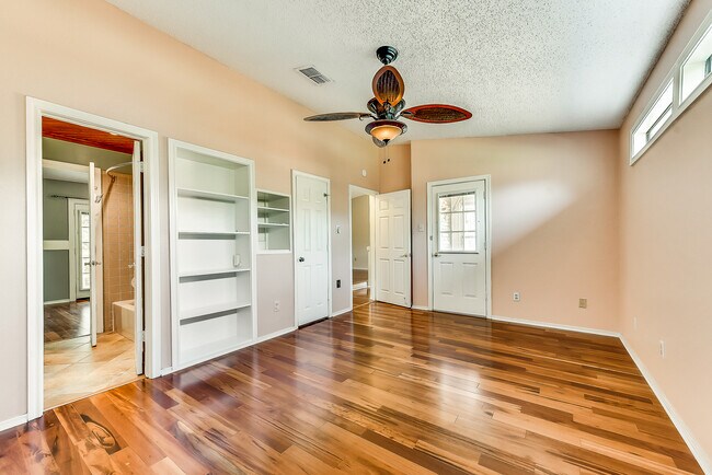 Building Photo - 3644 Fore Cir