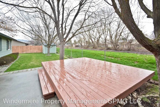 Foto del edificio - 3 br, 2 bath House - 1265 E. Victory