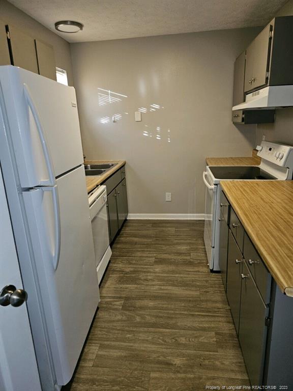 Building Photo - 923 Applewood Ln