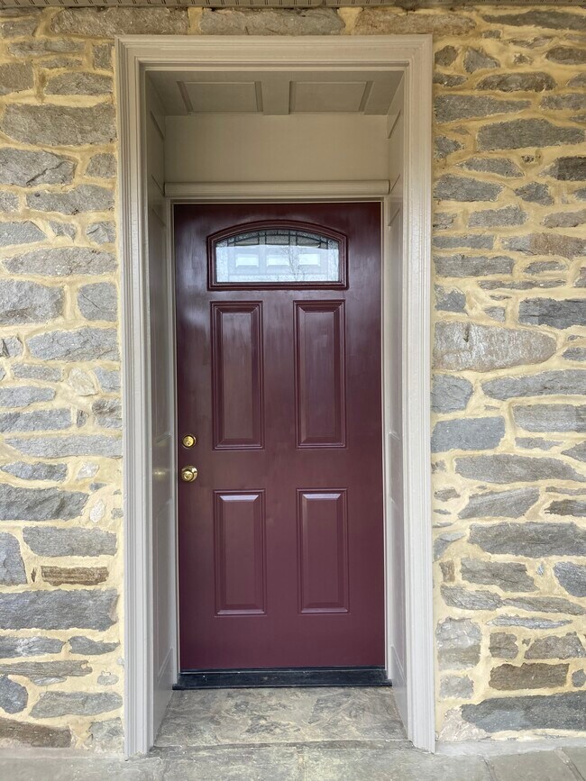 Foto del edificio - 651 Sand Hill Rd