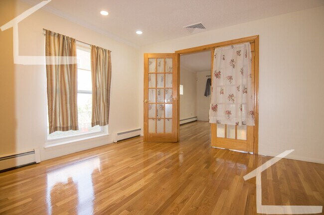 Foto del edificio - 149 Thorndike St