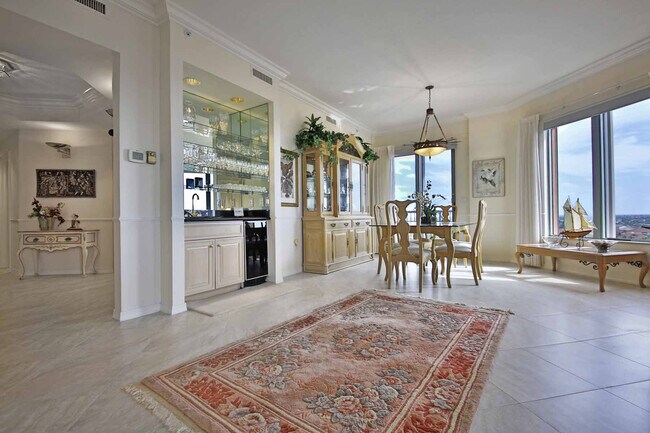 Foto del edificio - 530 S Collier Blvd