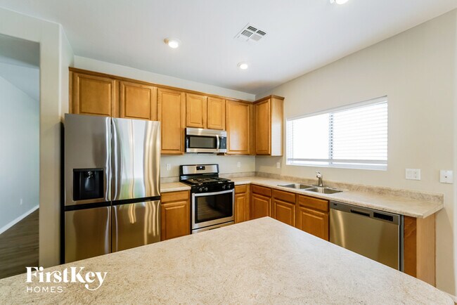Foto del edificio - 2161 W Sunset Surprise Ct