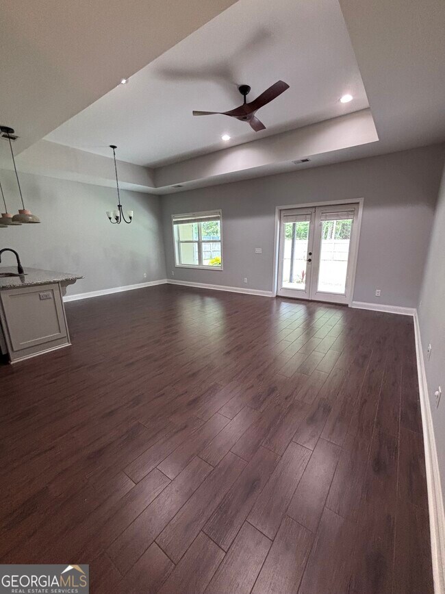 Foto del edificio - 106 Logans Wy Rd