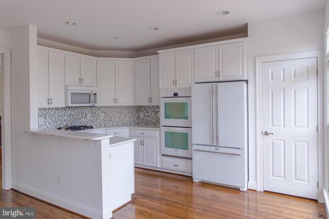 Foto del edificio - 2175 N Pierce St