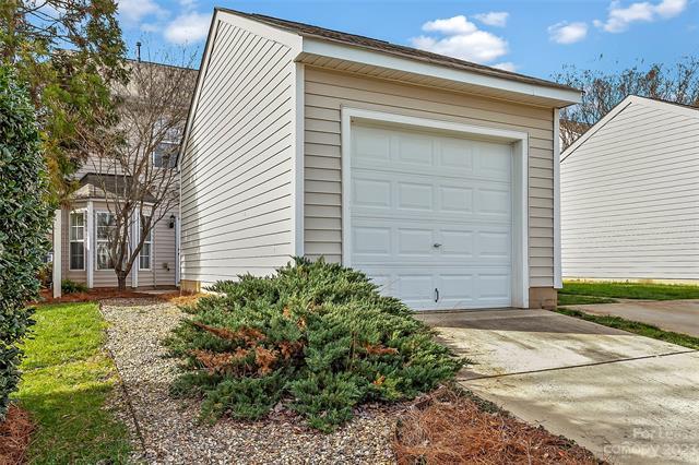 Building Photo - 12210 Cane Branch Way