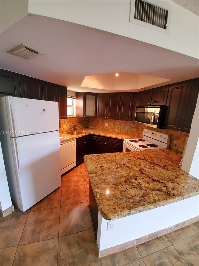 Building Photo - 8363 Lake Dr