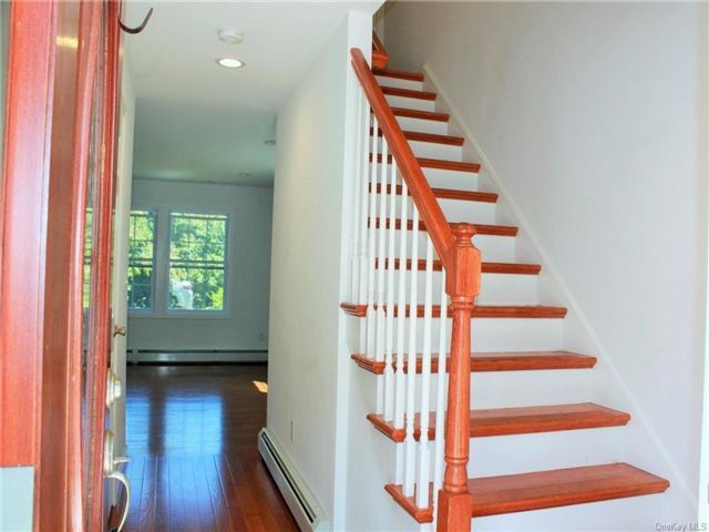 Foto del edificio - 163 Hudson Ave