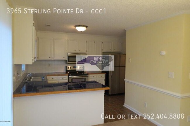 Foto del edificio - 3965 Sterling Pointe Dr