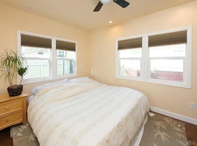 Foto del edificio - 7224 Fay Ave