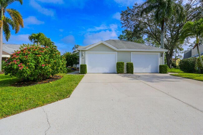 Building Photo - ***FULLY FURNISHED ANNUAL RENTAL***NEW PHO...