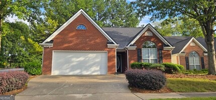Building Photo - 2 Mill Ridge Pl