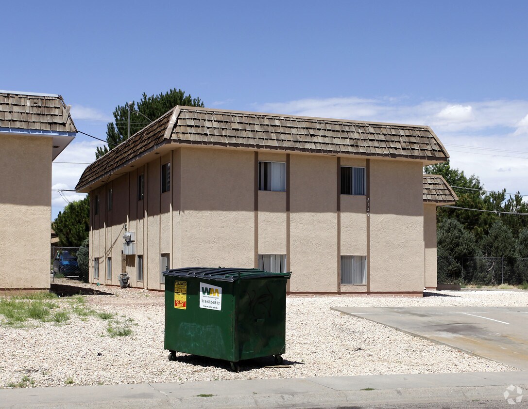Building Photo - 2129 Norman Ln