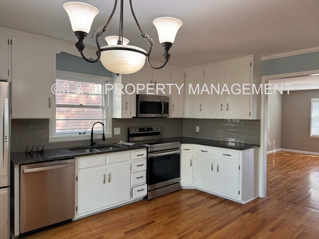 Foto del edificio - 9508 Outlook Dr