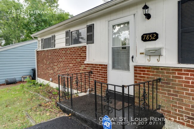 Building Photo - 7852 Faraway Dr