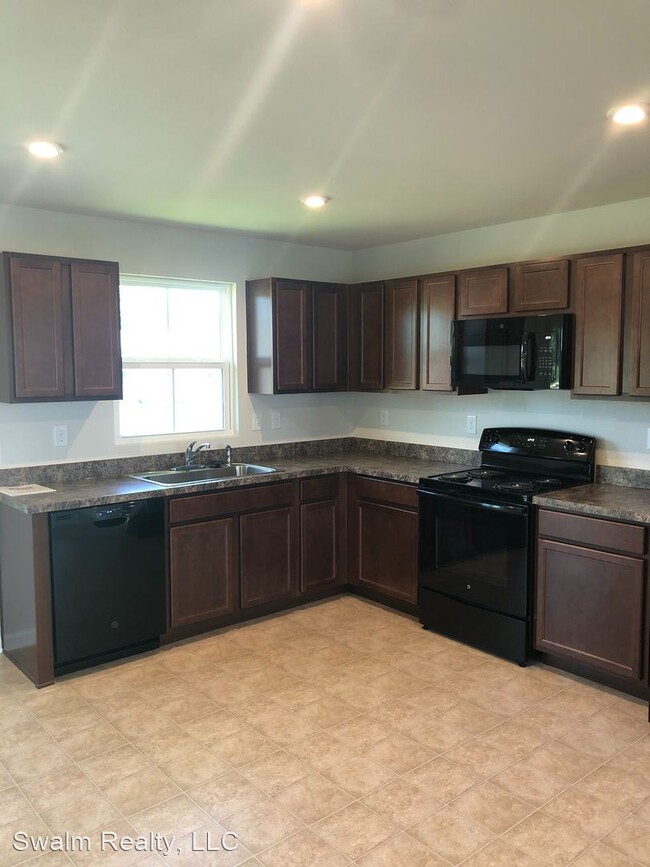 Foto del edificio - 3 br, 2.5 bath House - 445 Sitka Spruce Lane