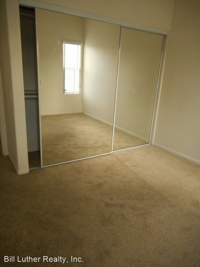 Building Photo - 3 br, 3 bath House - 2058 Reed Ave