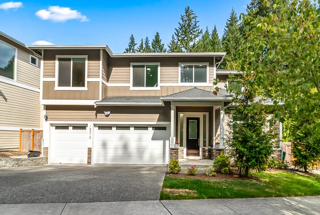 Building Photo - 15312 NE Woodland Pl