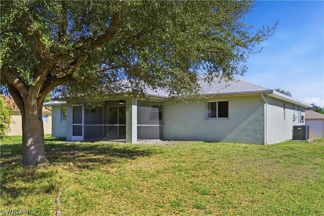 Foto del edificio - 826 SE 5th Ct