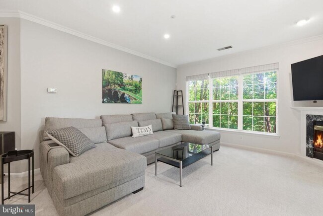 Foto del edificio - 6610 Netties Ln