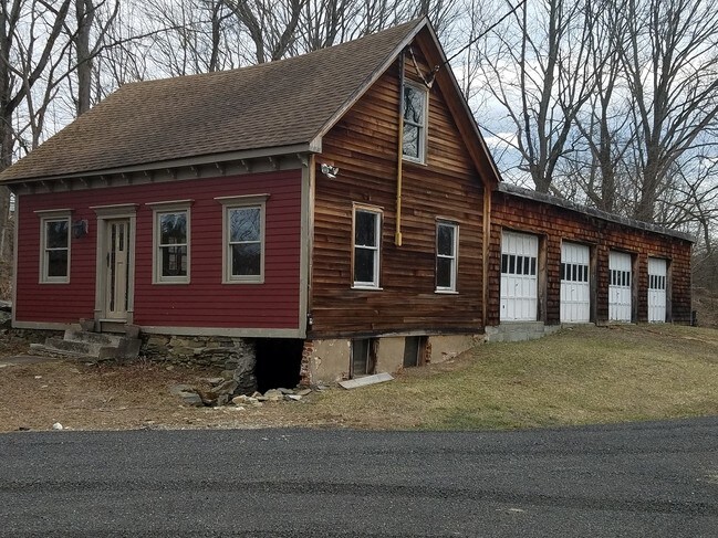 Building Photo - 85 Hartford Rd