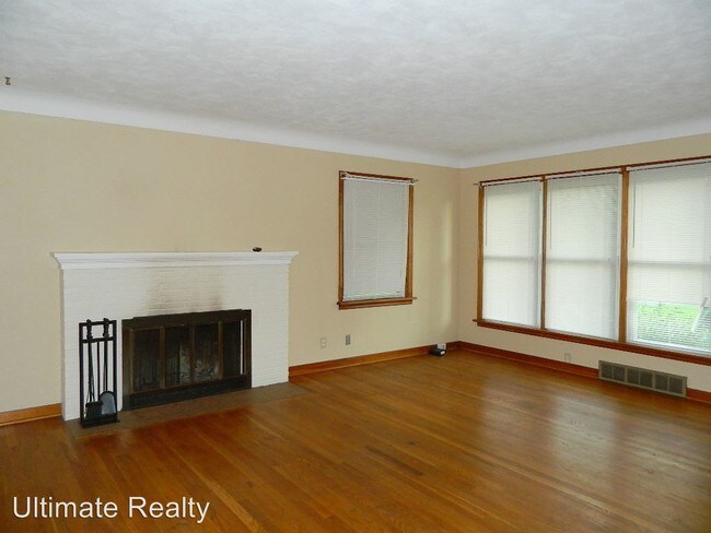 Building Photo - 12570 Old Halls Ferry Rd