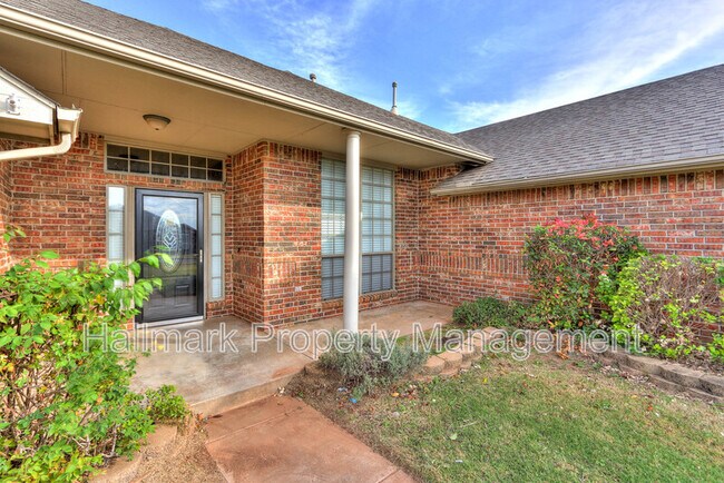 Foto del edificio - 500 Loyd Ln