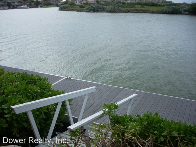 Foto del edificio - 4 br, 3.5 bath House - 6969 Niumalu Loop