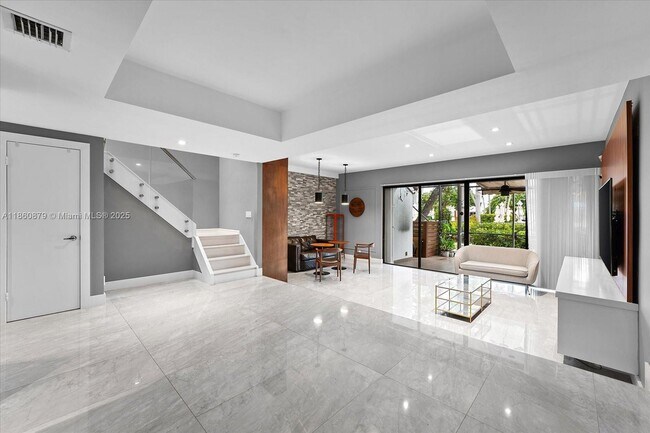 Foto del edificio - 3602 Yacht Club Dr