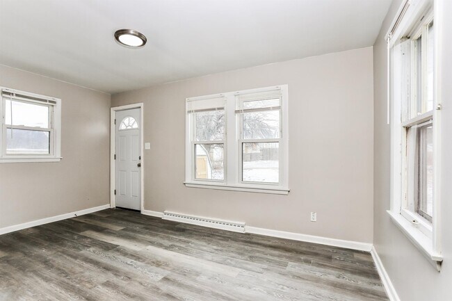 Foto del edificio - 1201 S 14th St