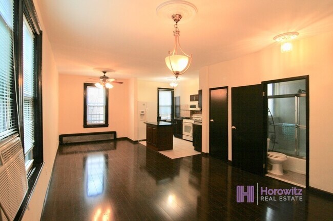 Building Photo - 21-21 31st St