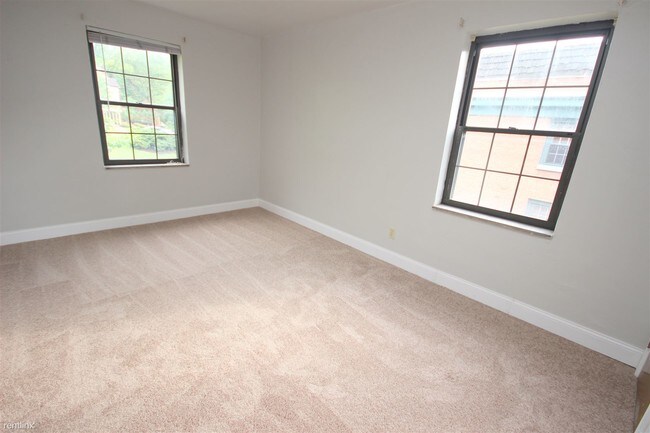 Foto del edificio - 5925 5th Ave