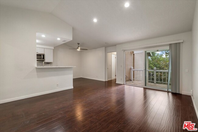 Building Photo - 3802 Dunford Ln