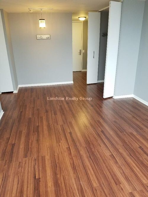 Foto del edificio - 4343 N Clarendon Ave