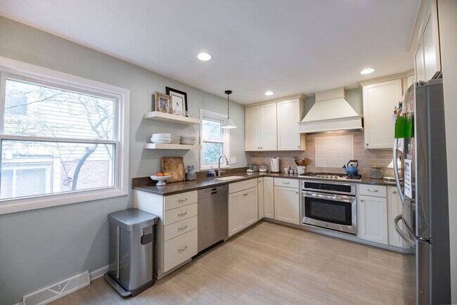 Building Photo - Updated Beachwood Ranch with Stunning Kitchen & Expansive Living Spaces