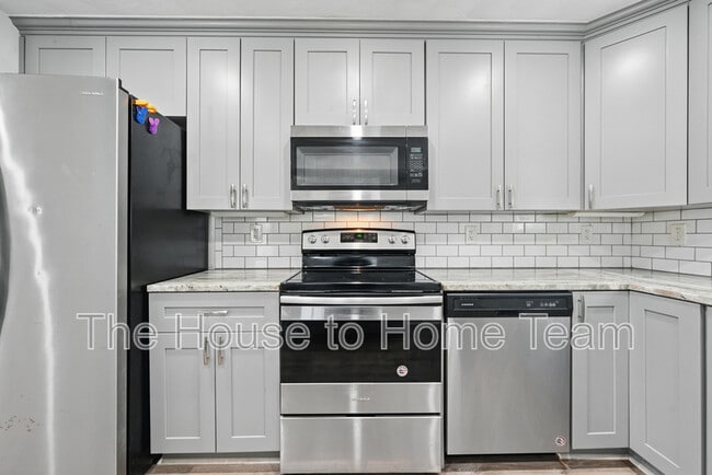 Building Photo - 3521 Brest Ave