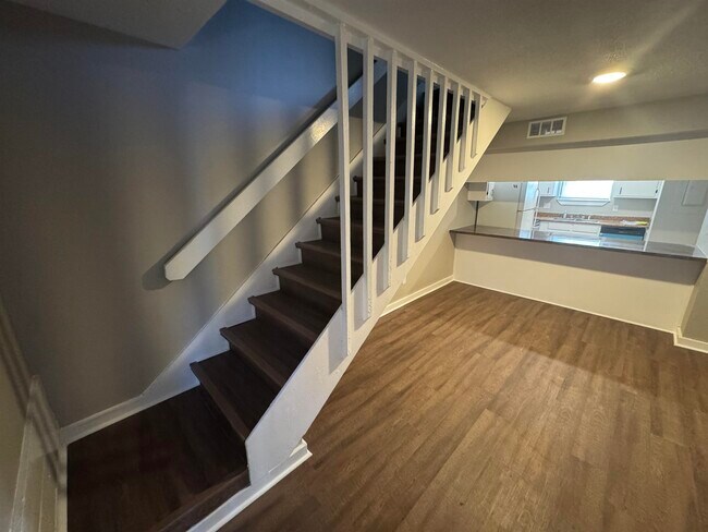 Foto del edificio - 3280 Nekoma Ln