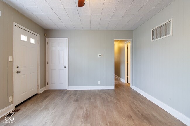 Building Photo - 4101 Alberta St