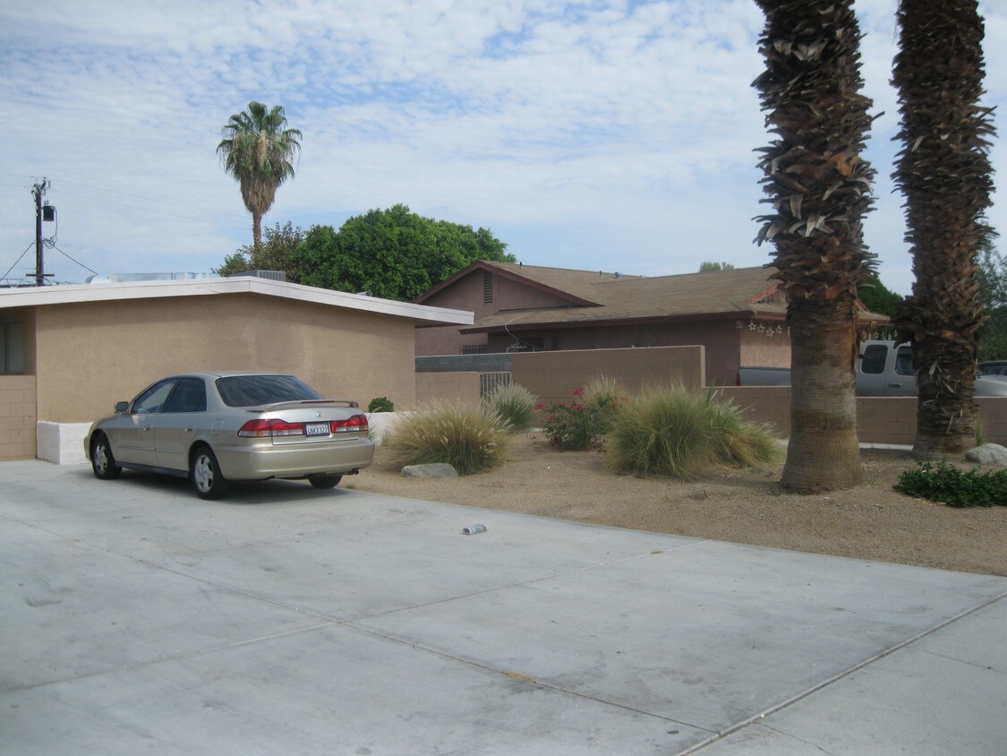 Frontal view - 32791 Pueblo Trl