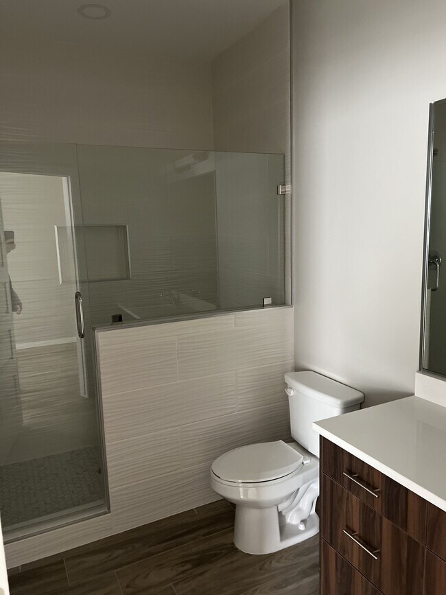 Foto del edificio - 84 E La Vista Ave