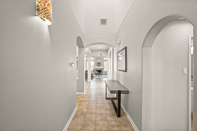 Foto del edificio - 1330 Leigh Gdns Dr