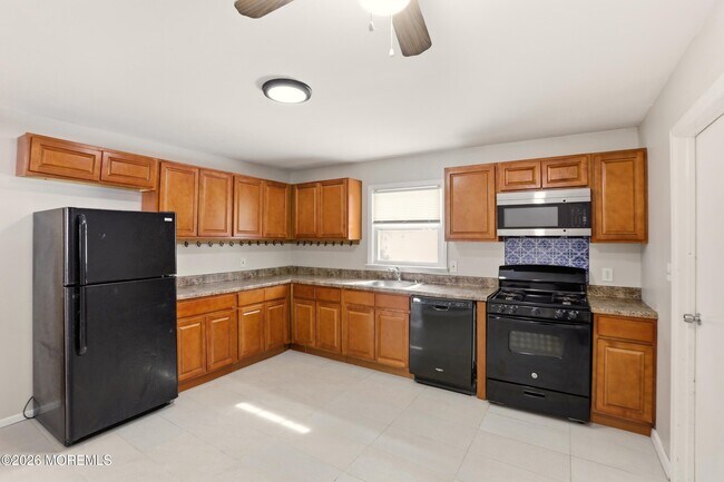 Foto del edificio - 422 Shady Ln