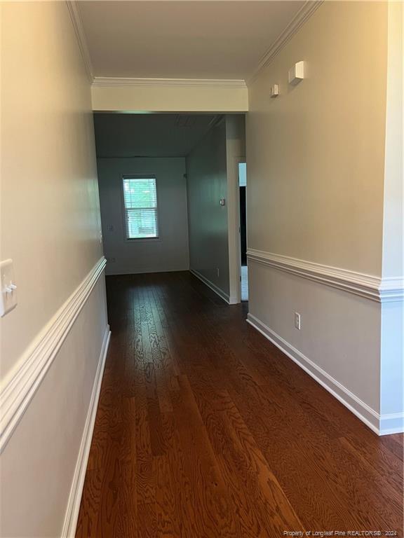 Building Photo - 300 Almond Dr
